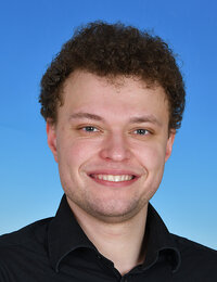 Dr. Leander Nkenke